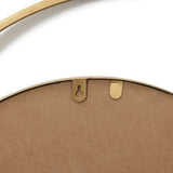 Close-up of the back of a hanging frame with a keyhole slot and round hook attachment, exuding modern elegance. The style is reminiscent of golden frames used for wall mirrors, adding a touch of sophistication.
