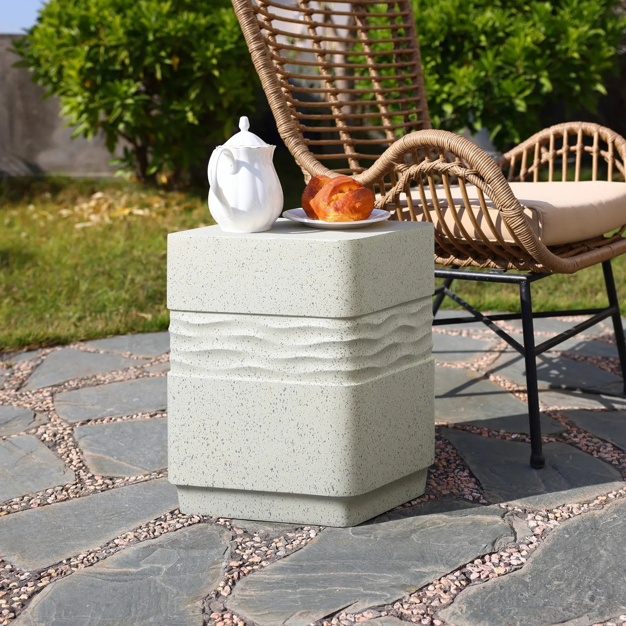 Speckled cement outdoor side table - LuxenHome