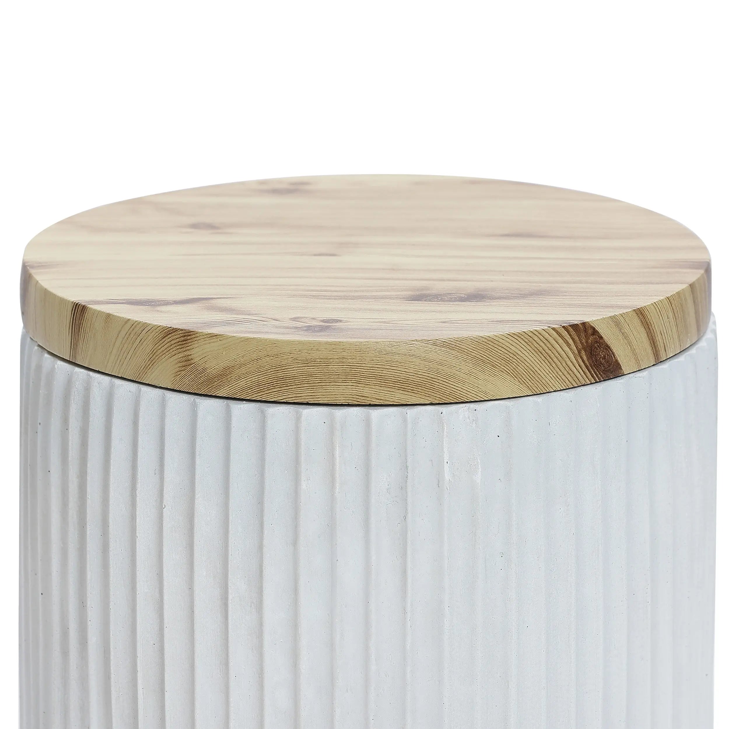 faux-wood-lid-on-side-table