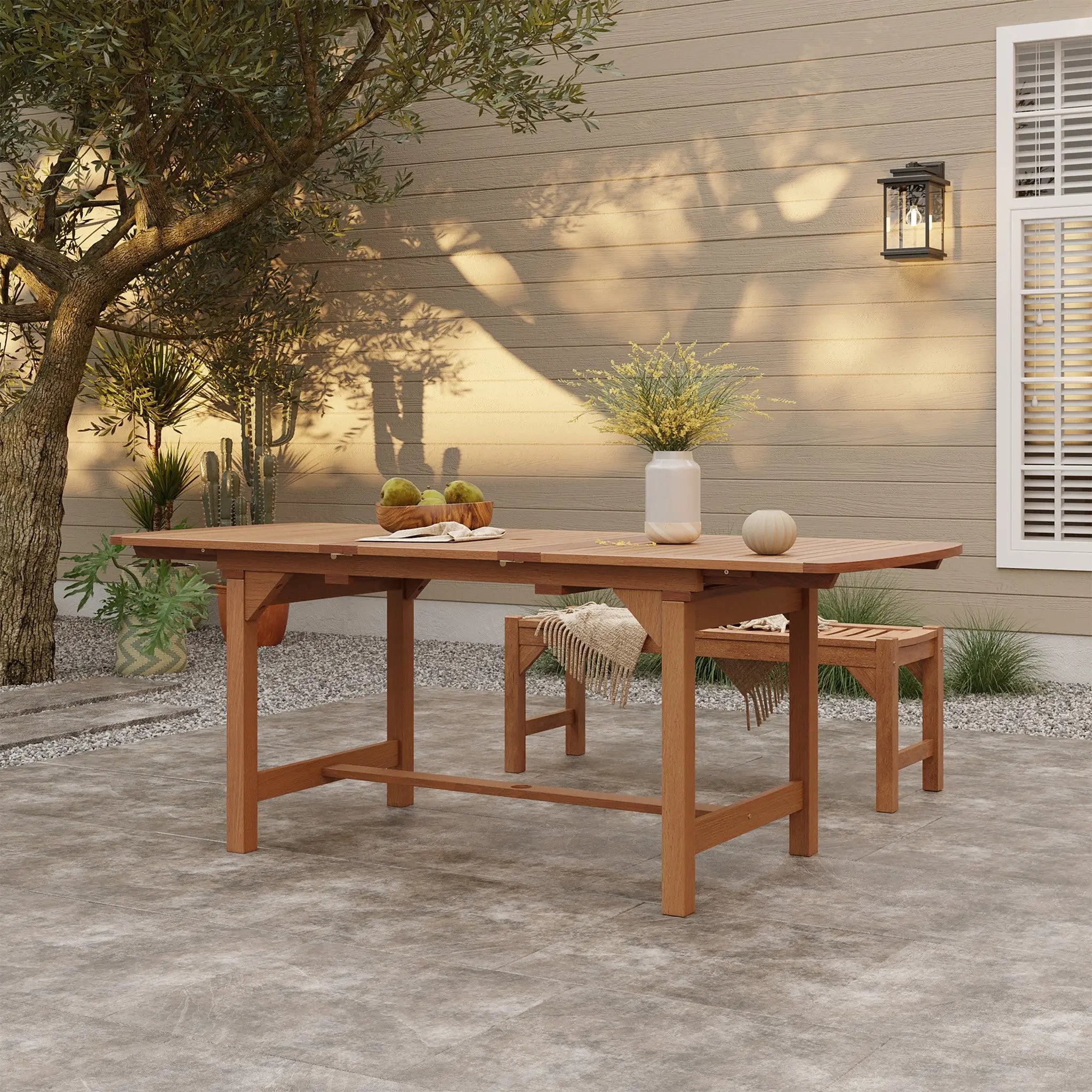 Lucia solid wood extendable ractangle outdoor dining table, 6-8 person - LuxenHome