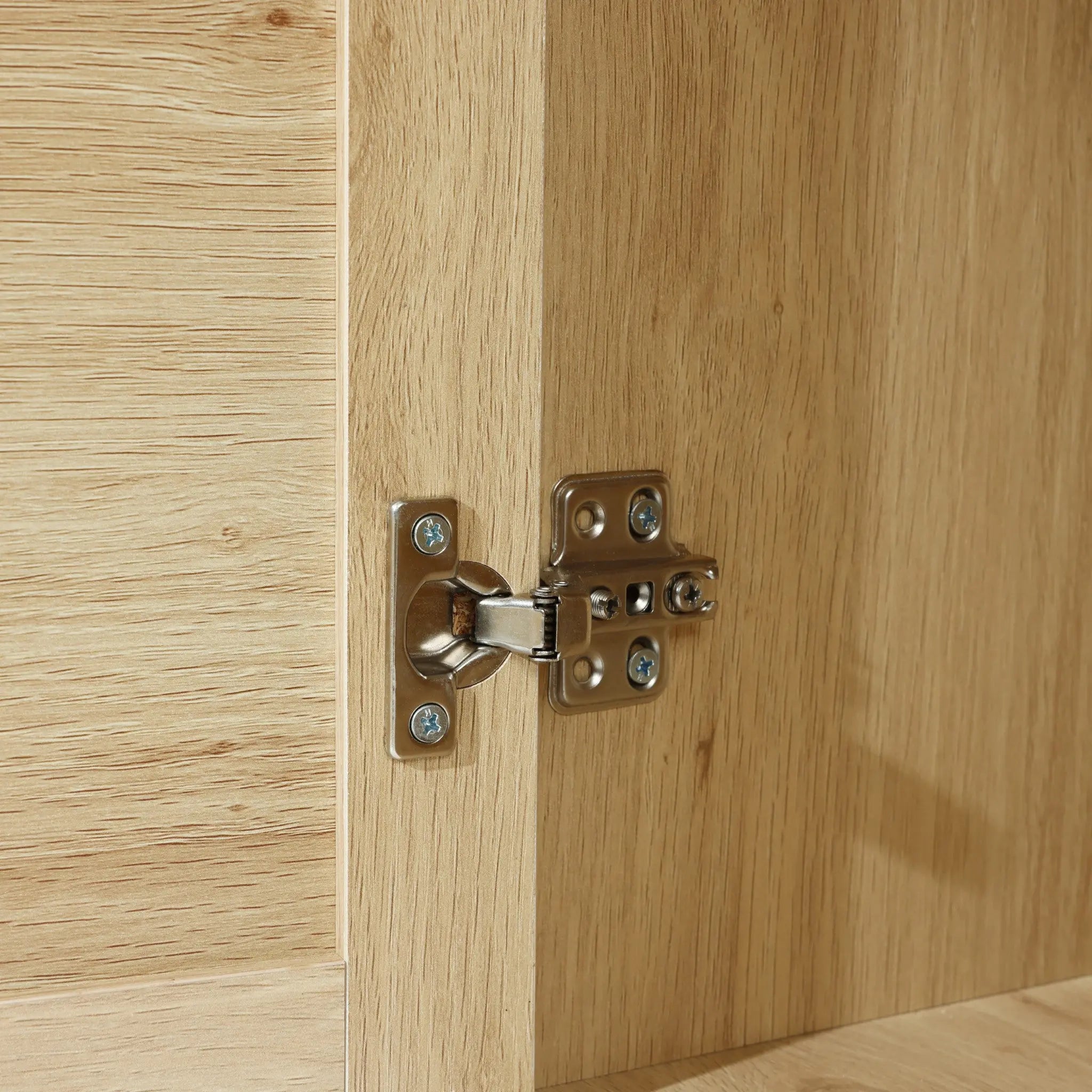 Zahra storage cabinet - LuxenHome