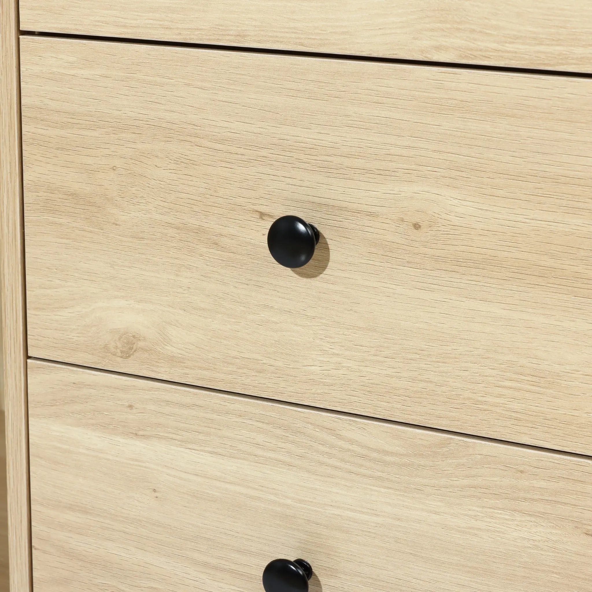 Zahra storage cabinet - LuxenHome