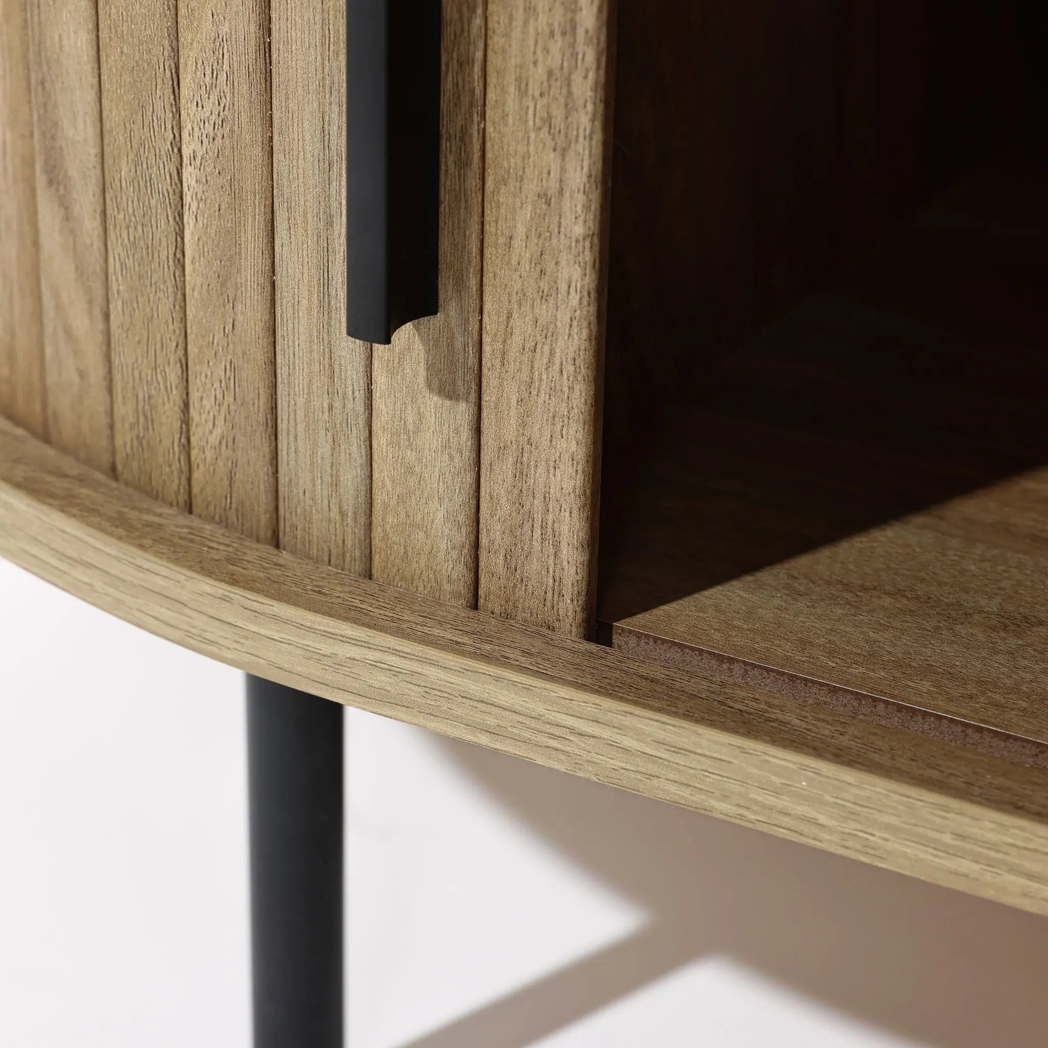 Aria tambour door coffee table, oak - LuxenHome