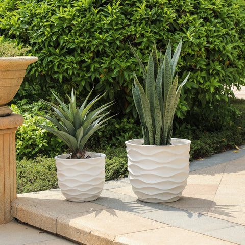 White waves planters, set of 2