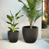 Essentia indoor/outdoor planter, round, small - LuxenHome