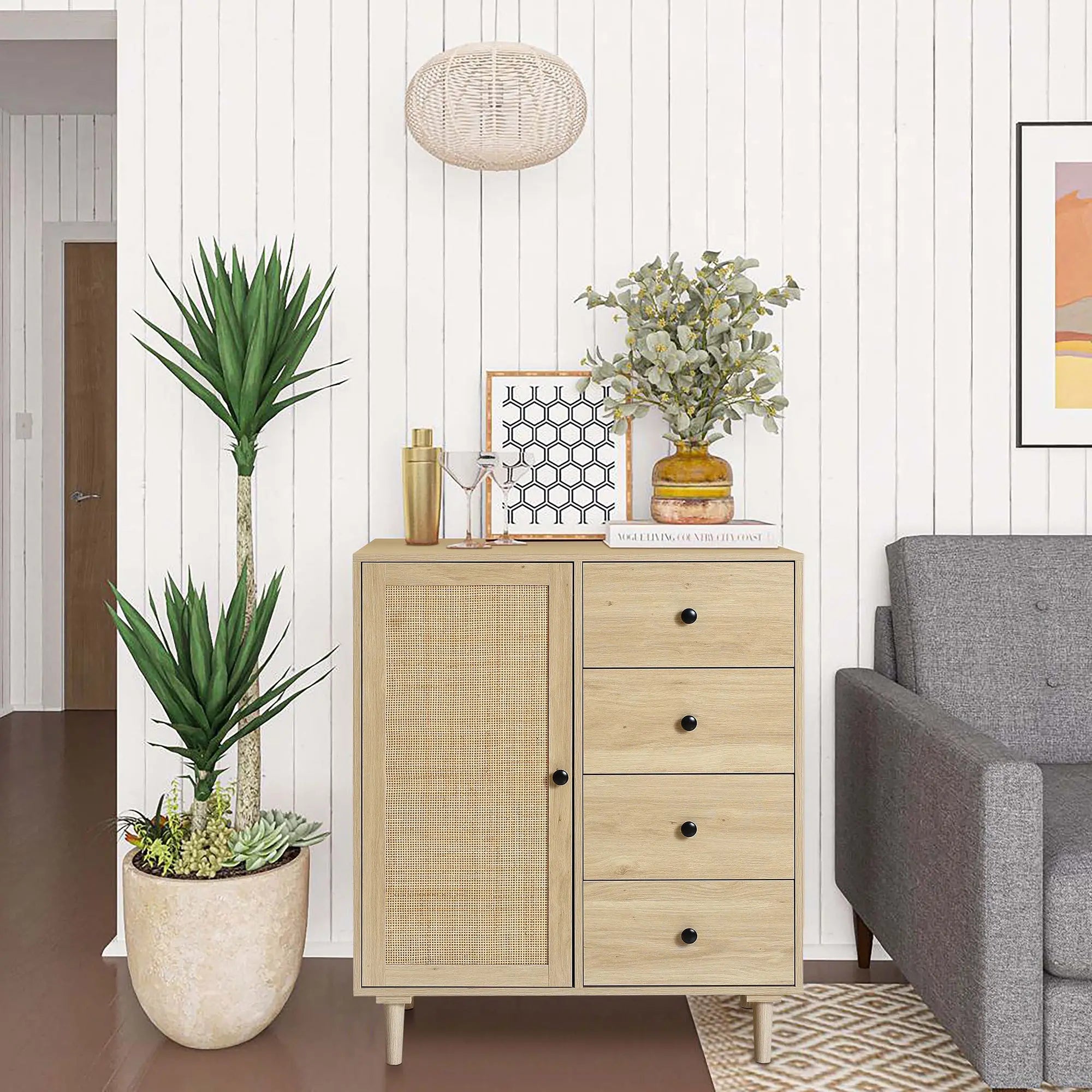 Zahra storage cabinet - LuxenHome