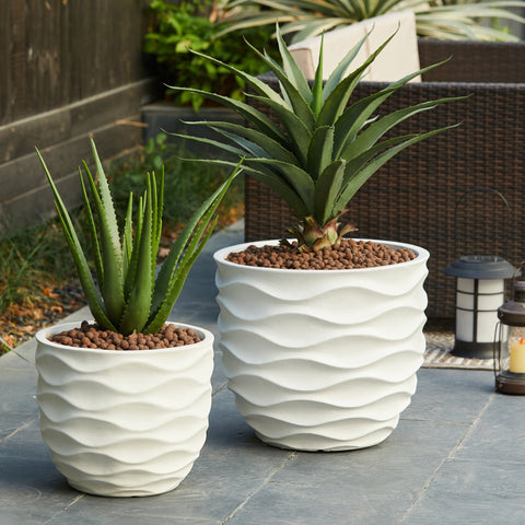 White waves planters, set of 2