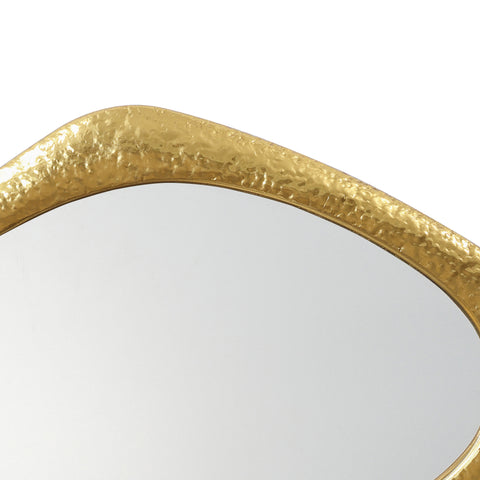 gold-wall-mirror-showing-fine-craftsmanship-in-its-design