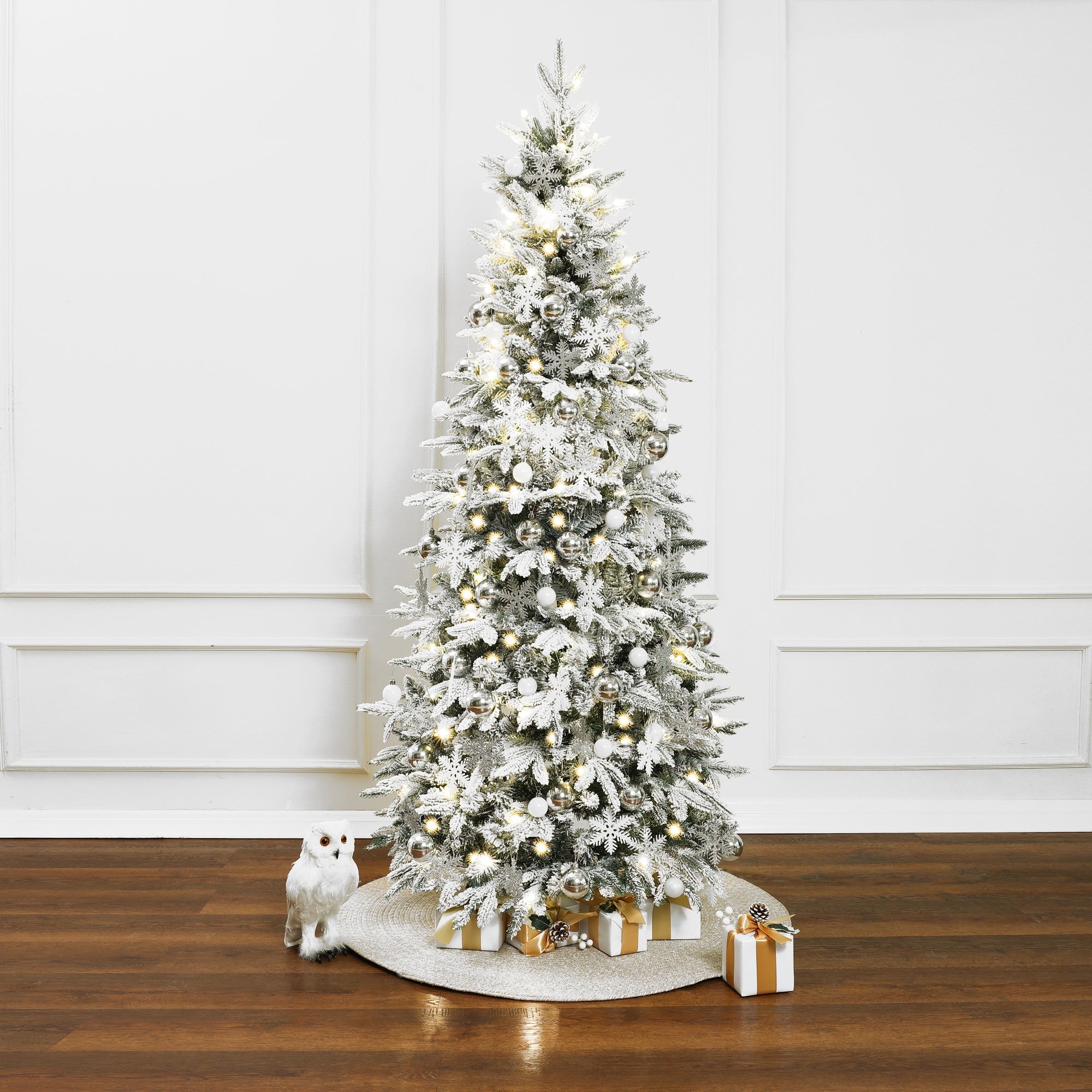 creating-a-festive-atmosphere-with-6ft-led-christmas-tree