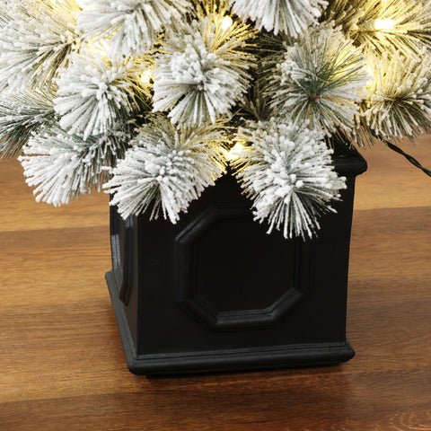 pre-lit-artificial-mini-christmas-tree-with-led-light-and-black-planter