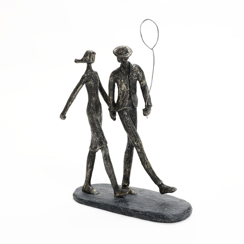 Couple walk resin tabletop decorative object