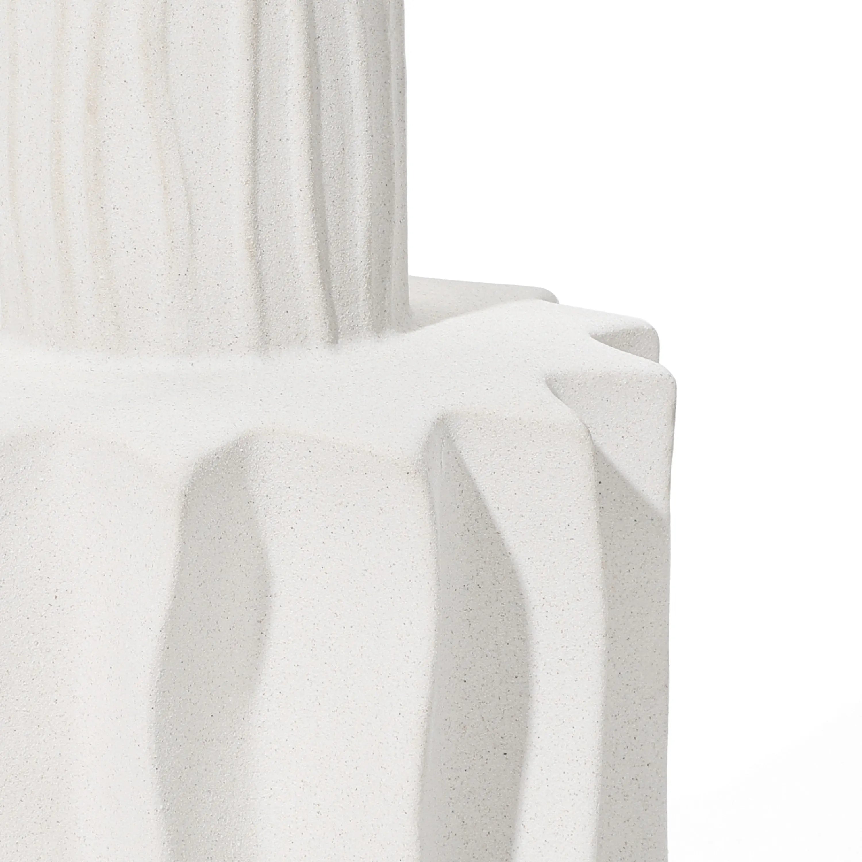 geometric-pattern-on-stoneware-vase