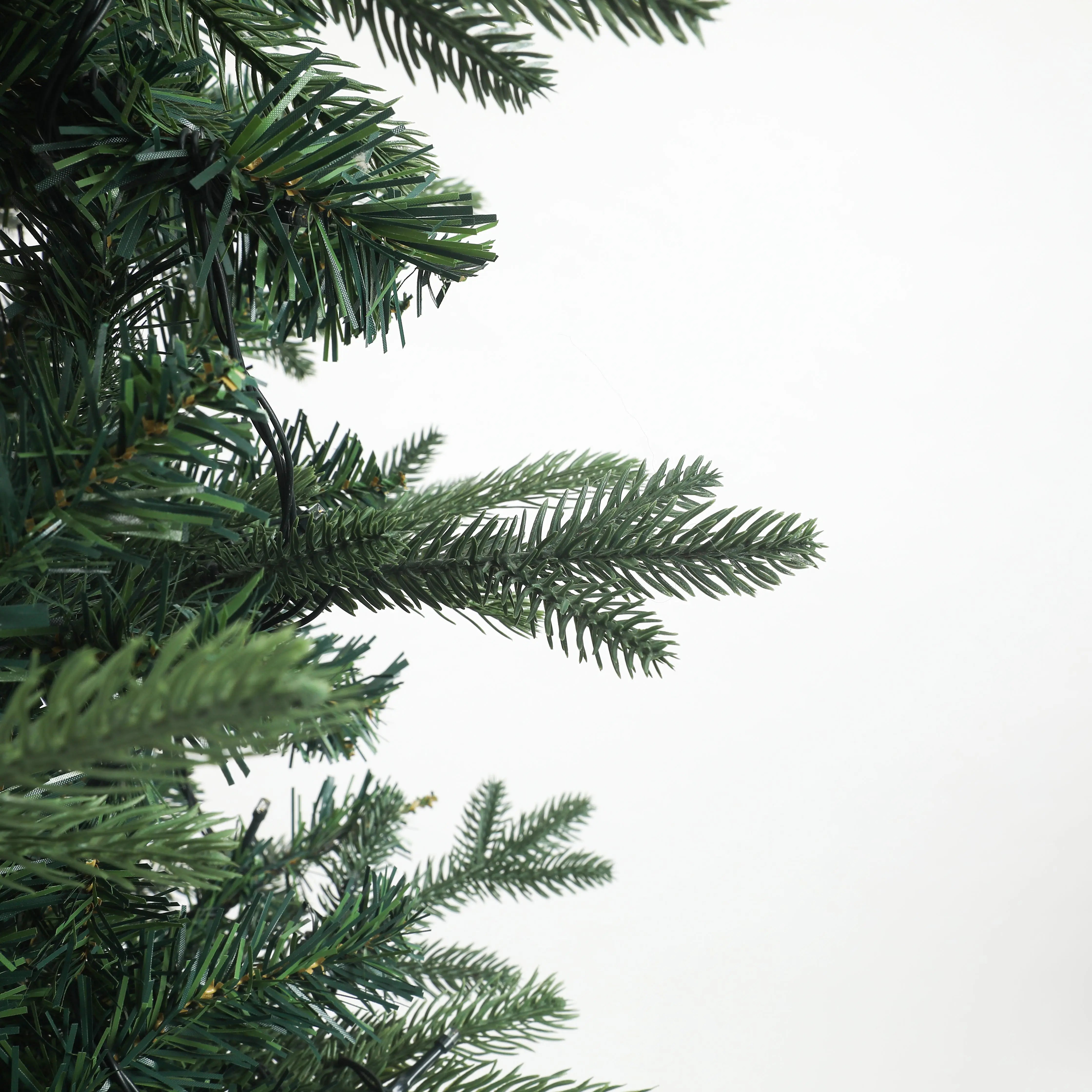 tall-and-elegant-7-foot-slim-pre-lit-christmas-tree-fits-in-tight-and-narrow-spaces-with-ease