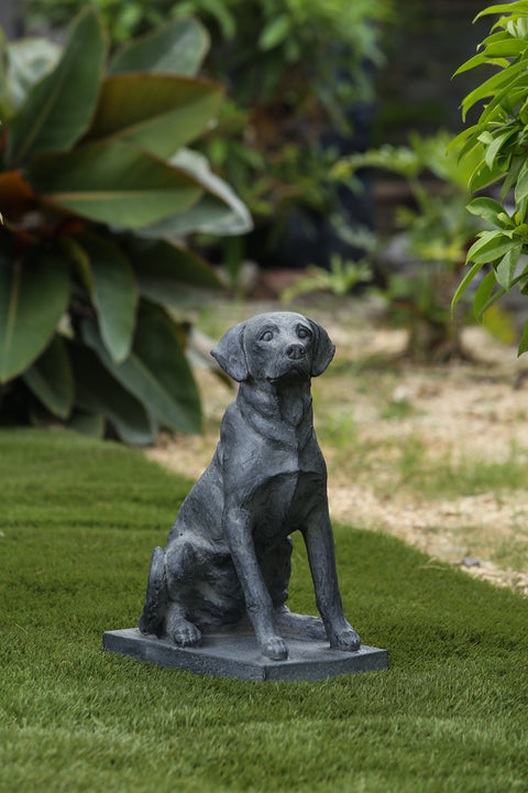Farmstead garden statue, dog