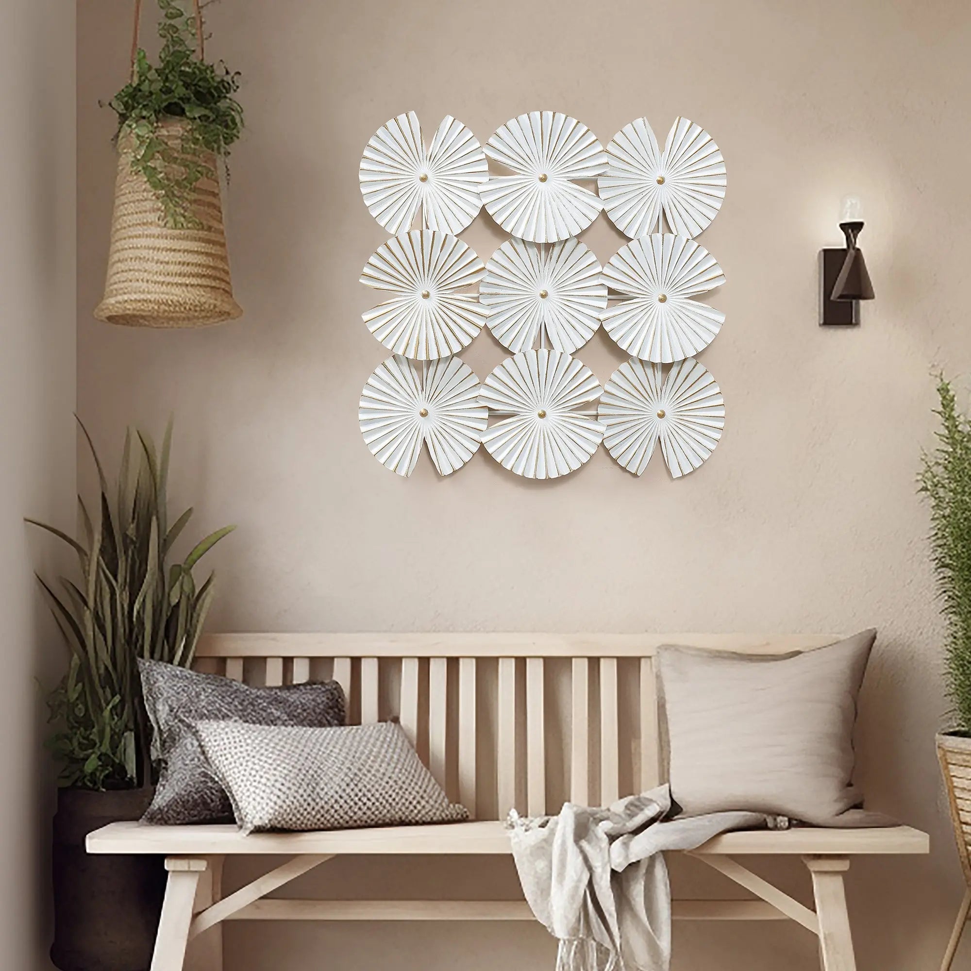 natural-clam-shells'-with-graceful-curves-and-smooth-lines-seashell-wall-art