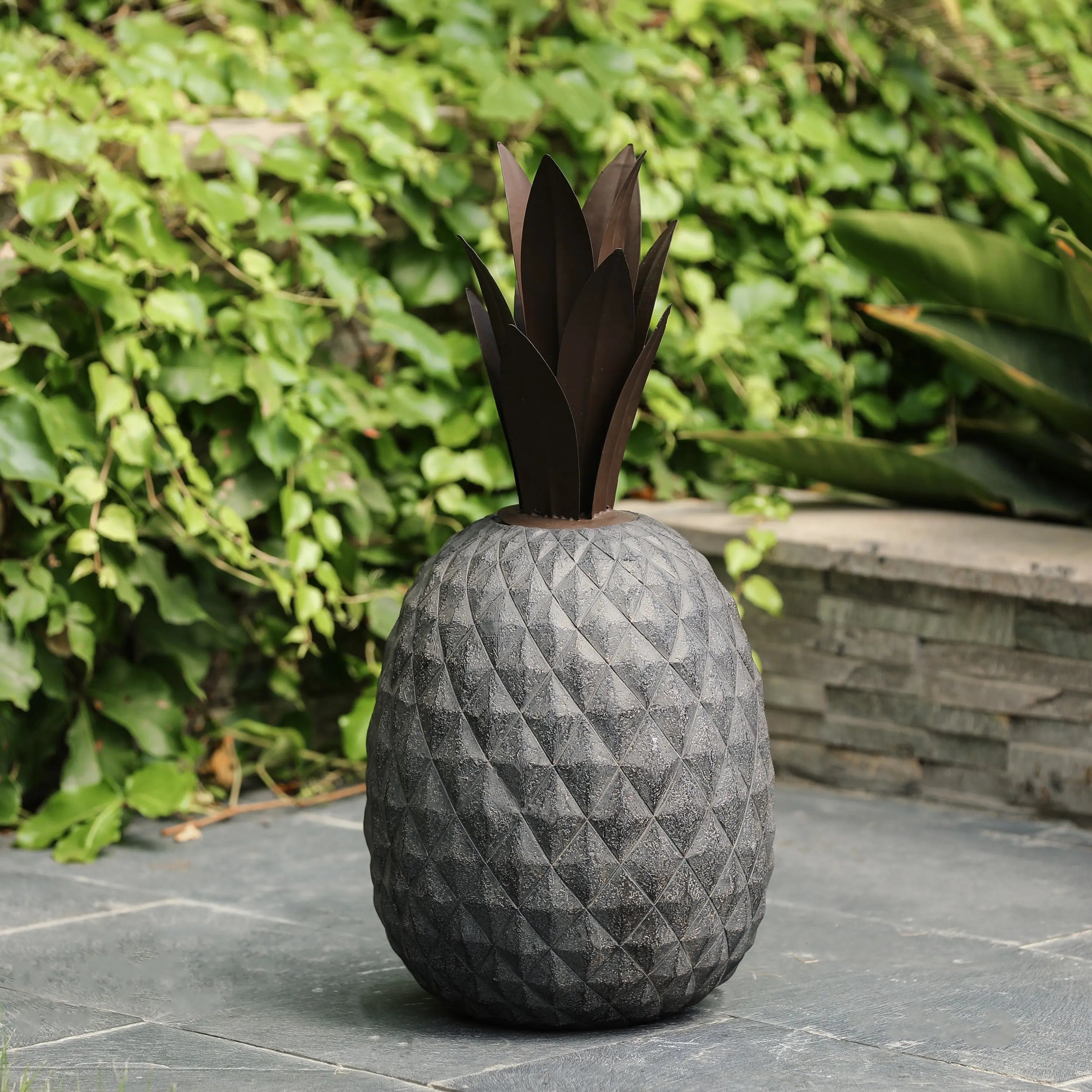 concrete pineapple planter Pineapple garden statue – LuxenHome