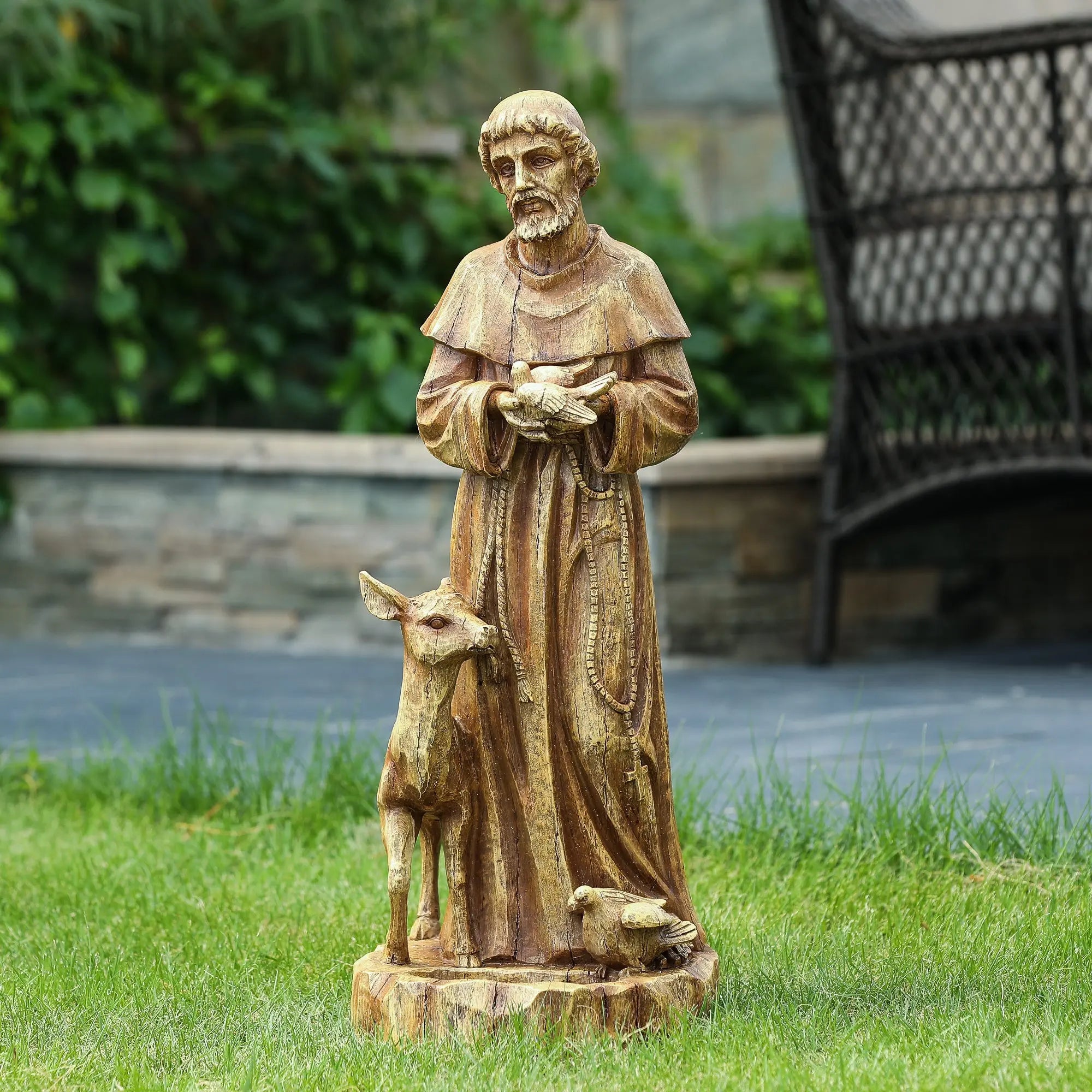 Grace series garden statue, Saint Francis - LuxenHome