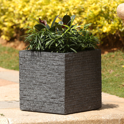 Urbano textured indoor/outdoor planter, cube, small